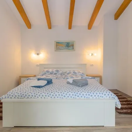 Holiday home Spacious Holiday Nina