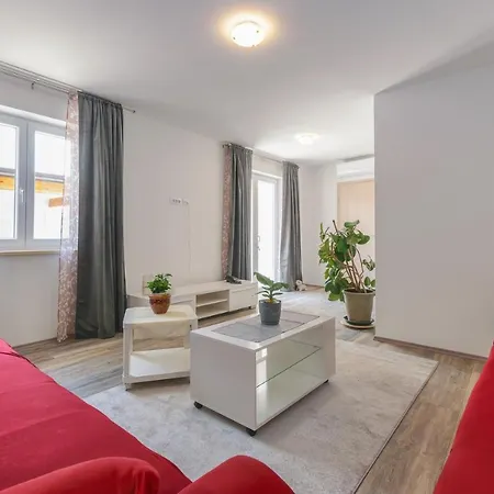 Spacious Holiday Nina Holiday home